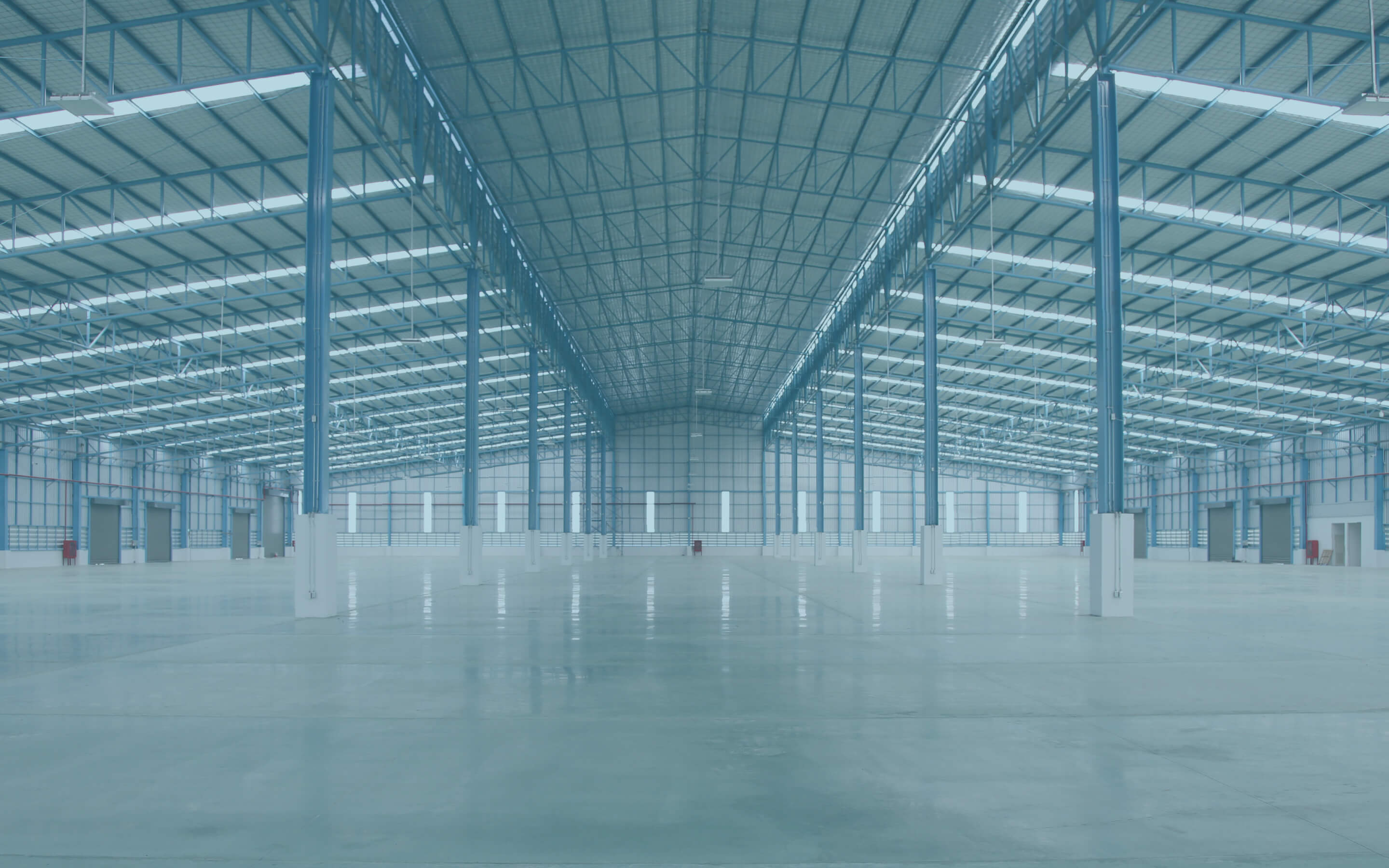 夜の高速道路の画像