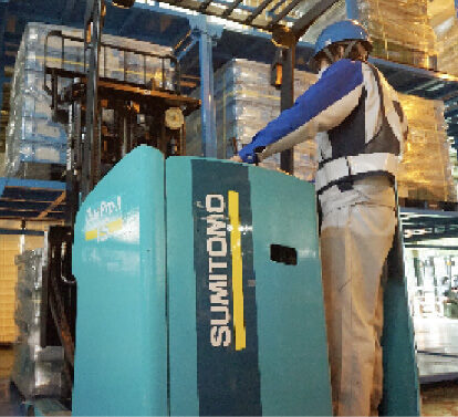 トラックの画像